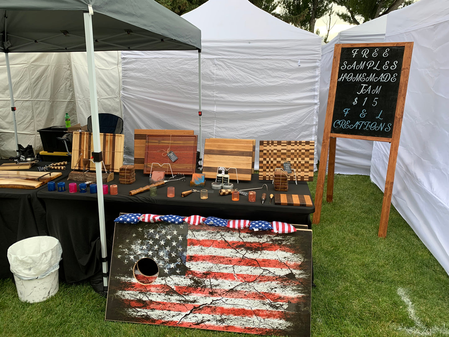 Corn hole board